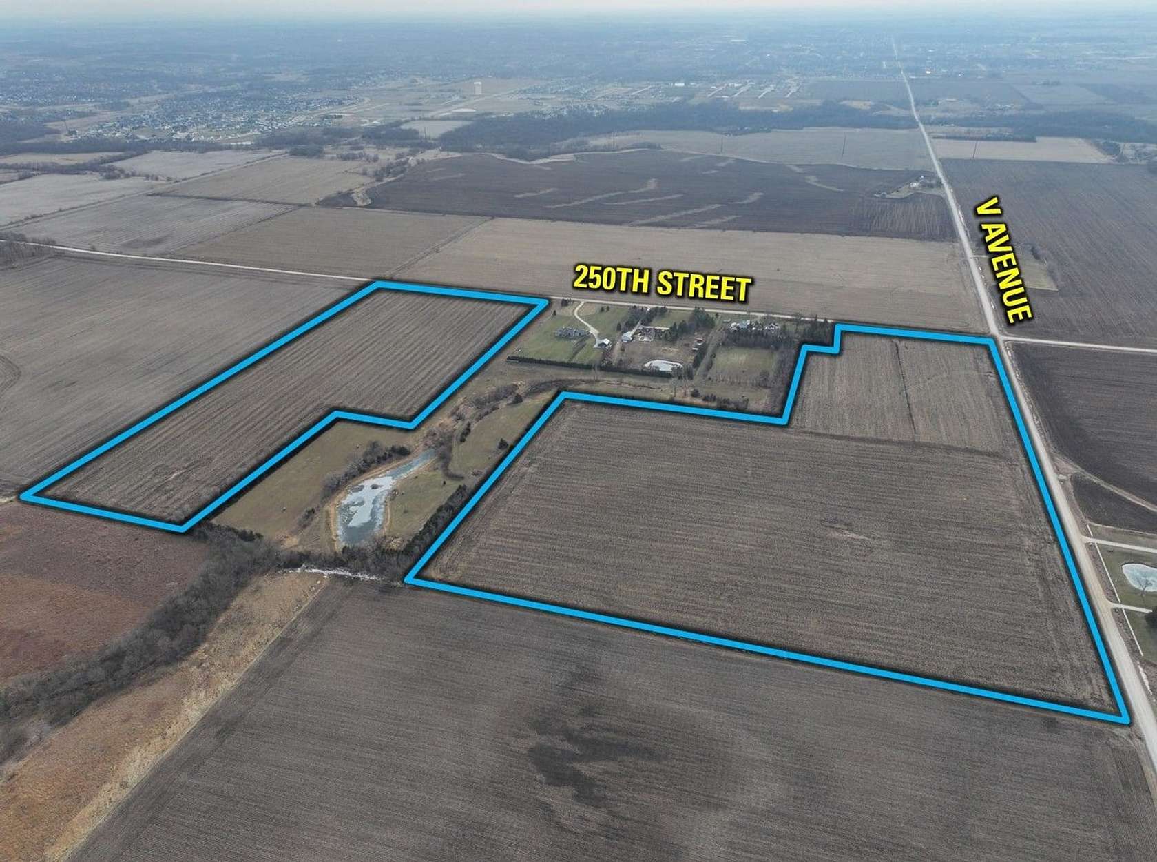 79.3 Acres of Agricultural Land for Sale in Urbandale, Iowa