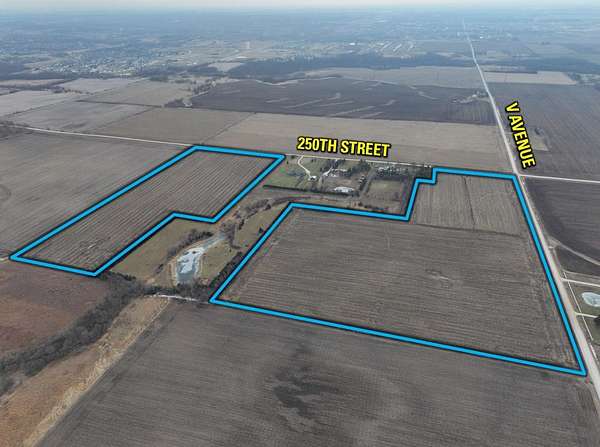 79.3 Acres of Agricultural Land for Sale in Urbandale, Iowa