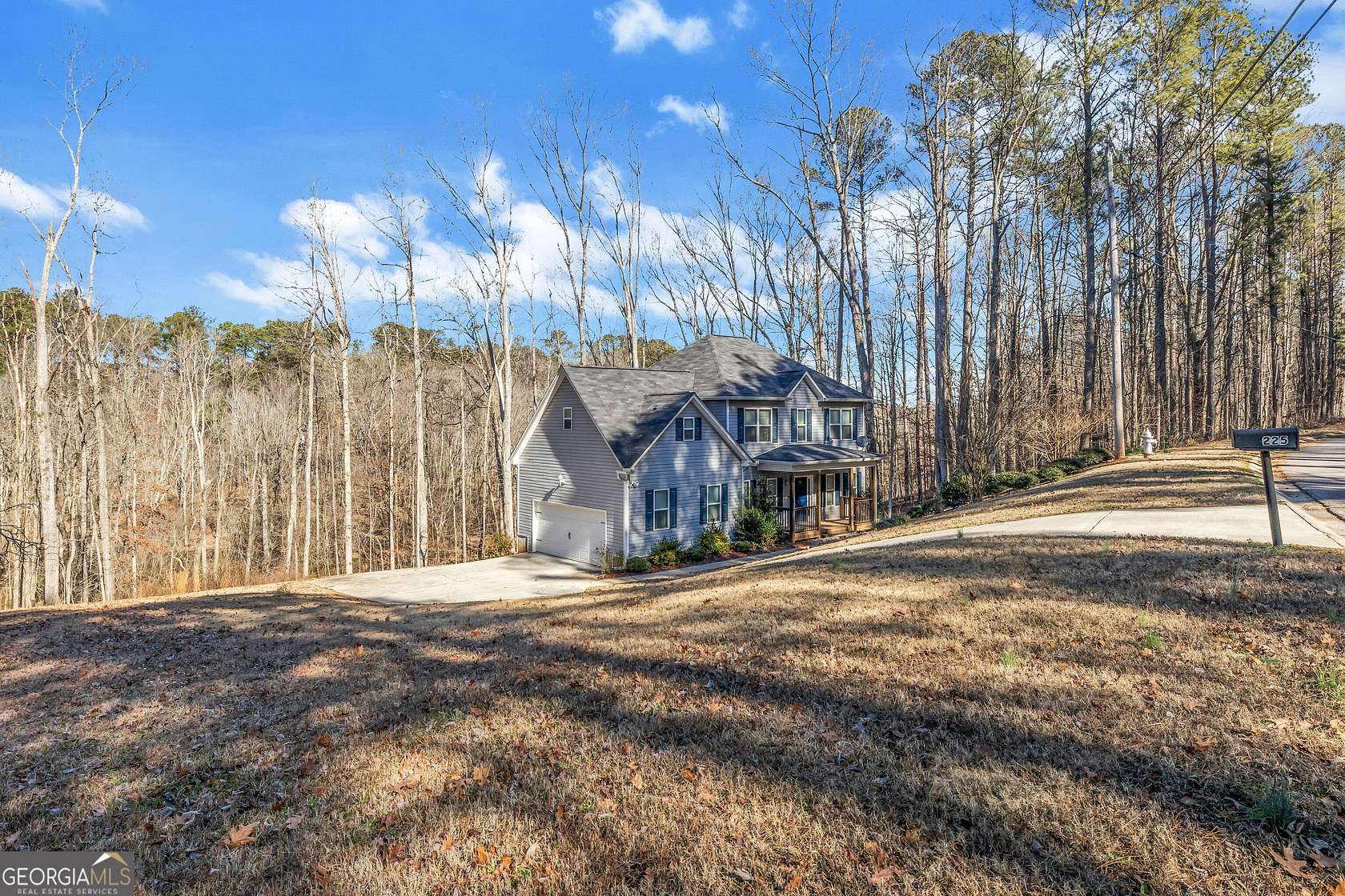 3.4 Acres of Land with Home for Sale in Fayetteville, Georgia
