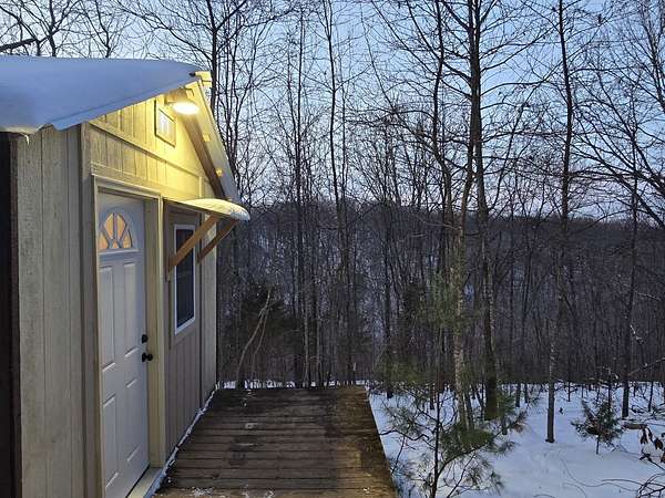 10 Acres of Land for Sale in Reeds Spring, Missouri