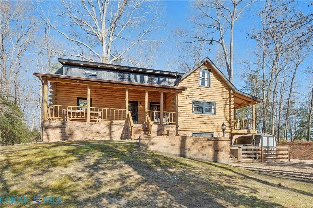 2 Acres of Residential Land with Home for Sale in Hartfield, Virginia