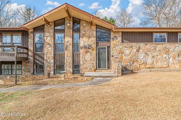 1.74 Acres of Residential Land with Home for Sale in Maynardville, Tennessee