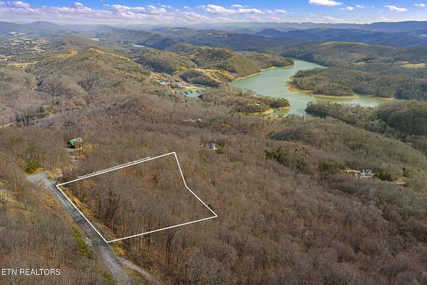 3 Acres of Residential Land for Sale in Tazewell, Tennessee