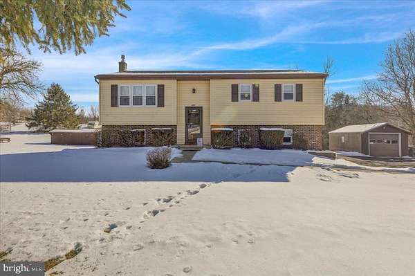 2.15 Acres of Residential Land with Home for Sale in Shoemakersville, Pennsylvania