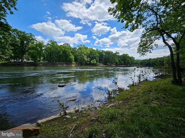4 Acres of Residential Land for Sale in Charles Town, West Virginia