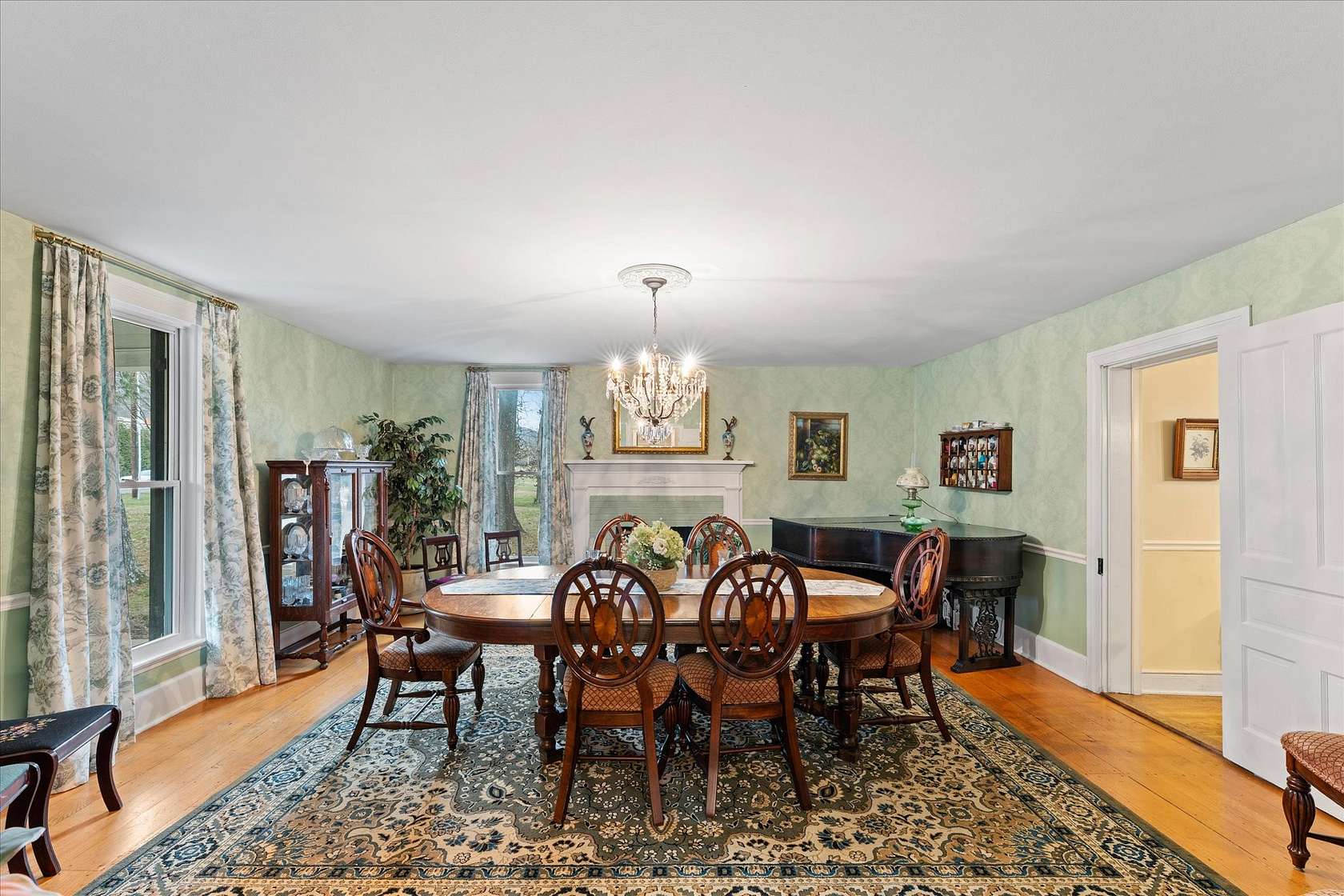 3 Acres of Land with Home for Sale in Franklin, Tennessee