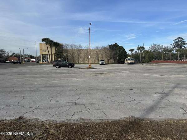 1 Acre of Commercial Land for Sale in Jacksonville, Florida