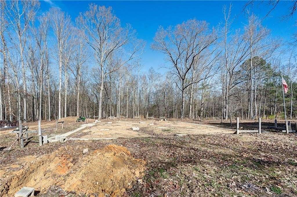 6 Acres of Residential Land for Sale in Summerville, Georgia