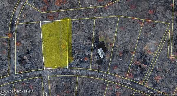 1 Acre of Residential Land for Sale in Canadensis, Pennsylvania