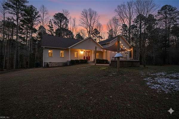 5.32 Acres of Residential Land with Home for Sale in Gloucester, Virginia