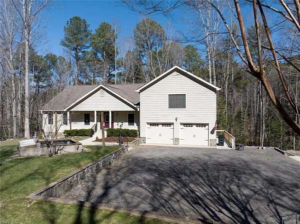 5.32 Acres of Land with Home for Sale in Gloucester, Virginia