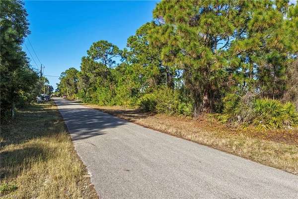 0.25 Acres of Residential Land for Sale in Lehigh Acres, Florida