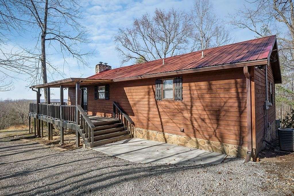 3.29 Acres of Residential Land with Home for Sale in Cookeville, Tennessee