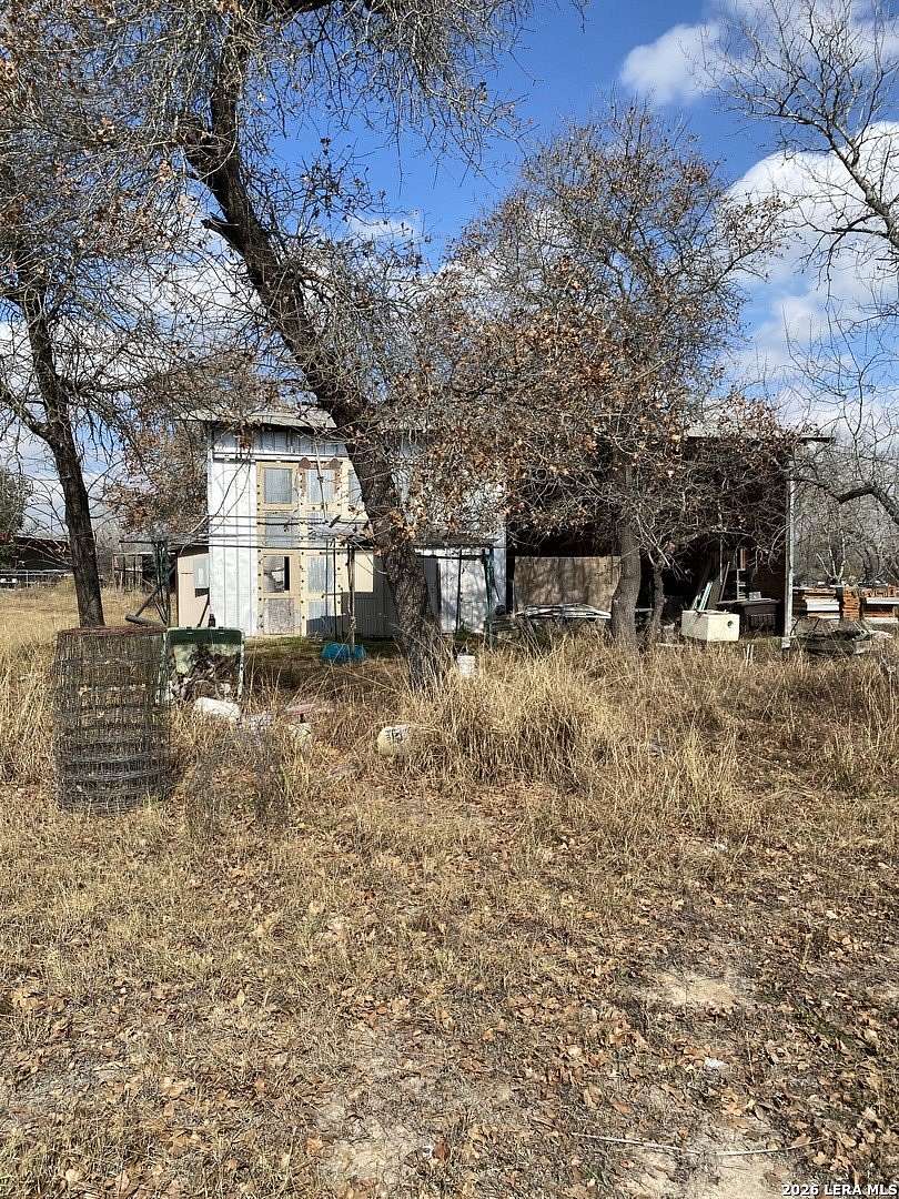 2.25 Acres of Residential Land for Sale in Somerset, Texas