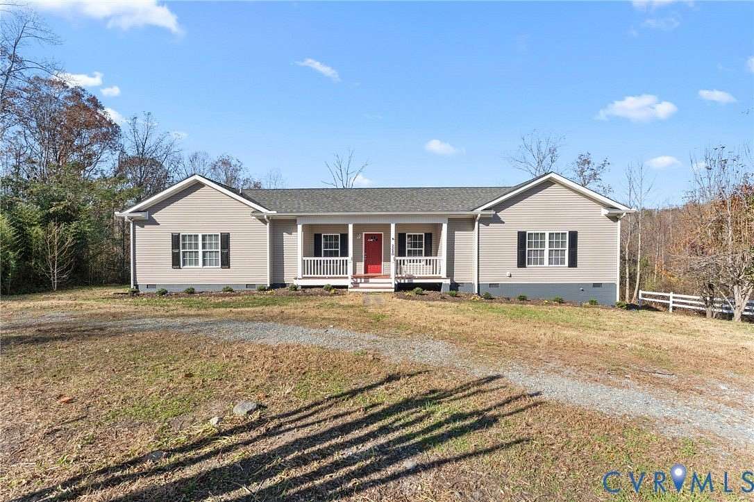 6.64 Acres of Land with Home for Sale in Aylett, Virginia