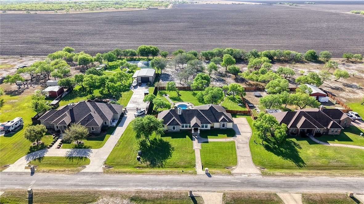 1.5 Acres of Land with Home for Sale in Robstown, Texas