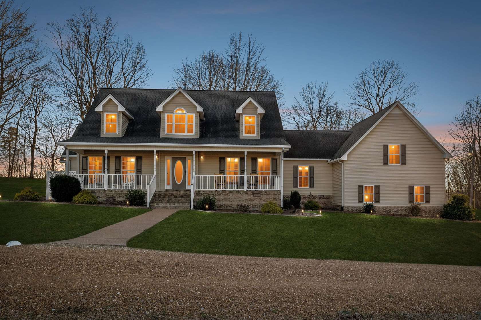 15.2 Acres of Land with Home for Sale in Portland, Tennessee