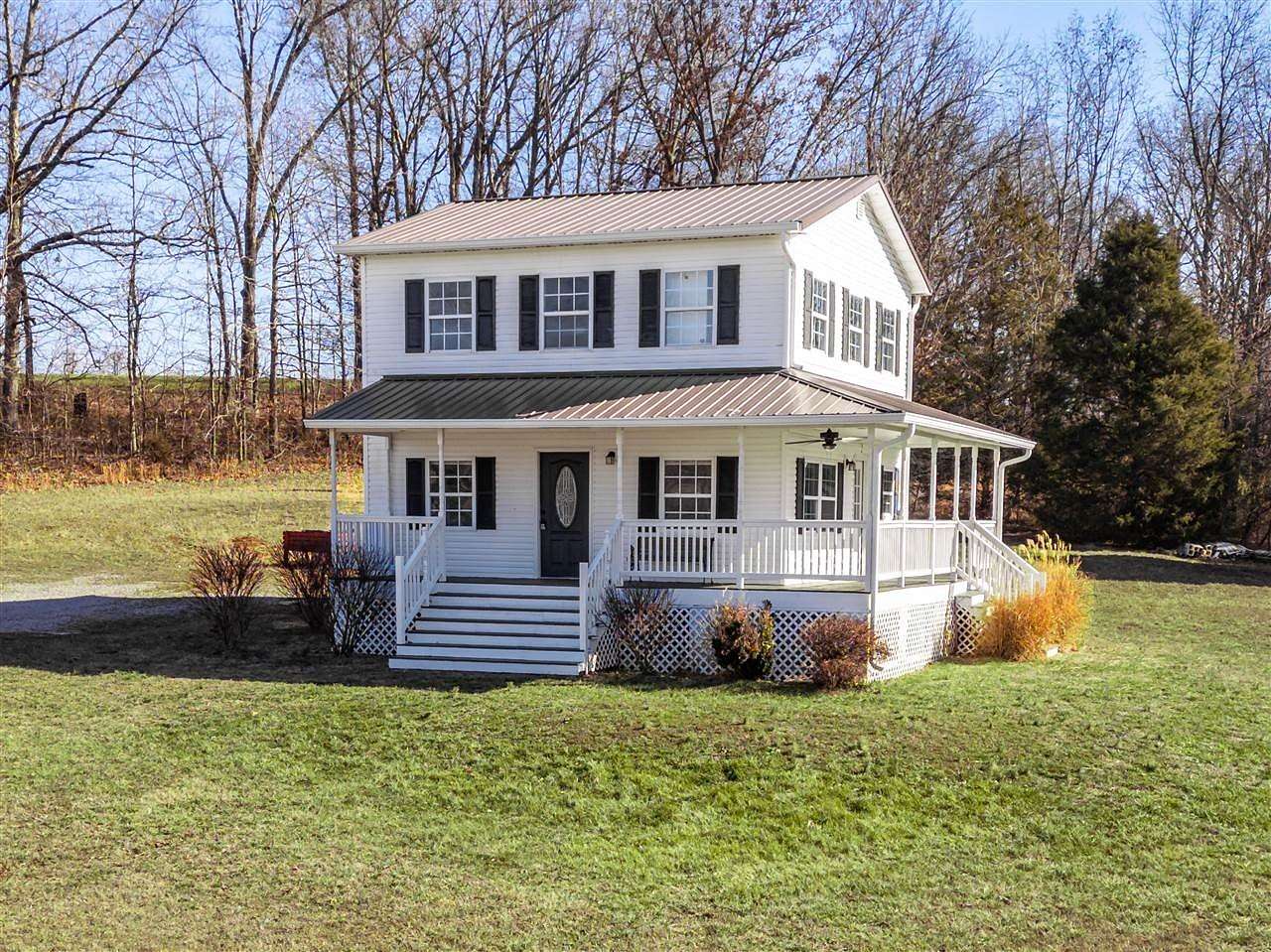 2.66 Acres of Residential Land with Home for Sale in Elkton, Kentucky