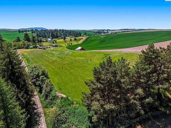 0.92 Acres of Residential Land for Sale in Garfield, Washington