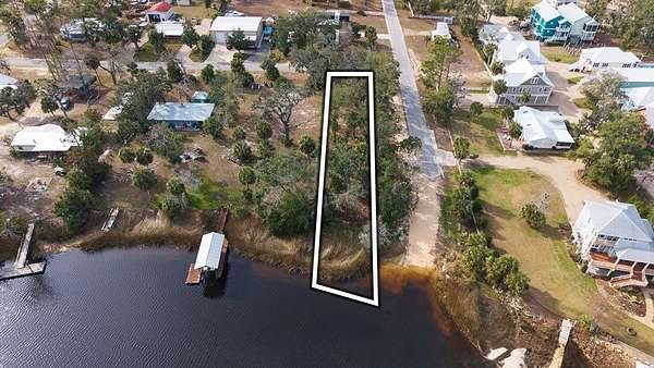 0.29 Acres of Residential Land for Sale in Steinhatchee, Florida