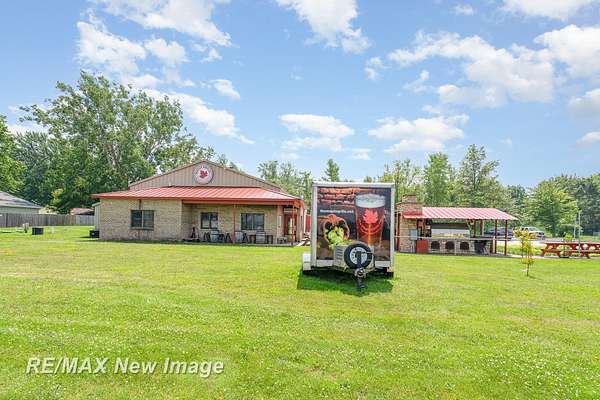 6 Acres of Improved Mixed-Use Land for Sale in Hemlock, Michigan
