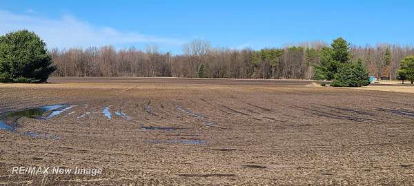 1.75 Acres of Residential Land for Sale in Chesaning, Michigan