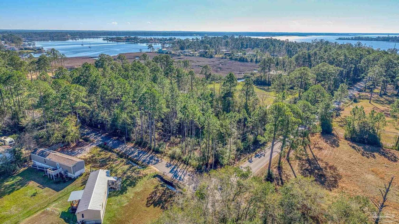 0.94 Acres of Residential Land for Sale in Milton, Florida