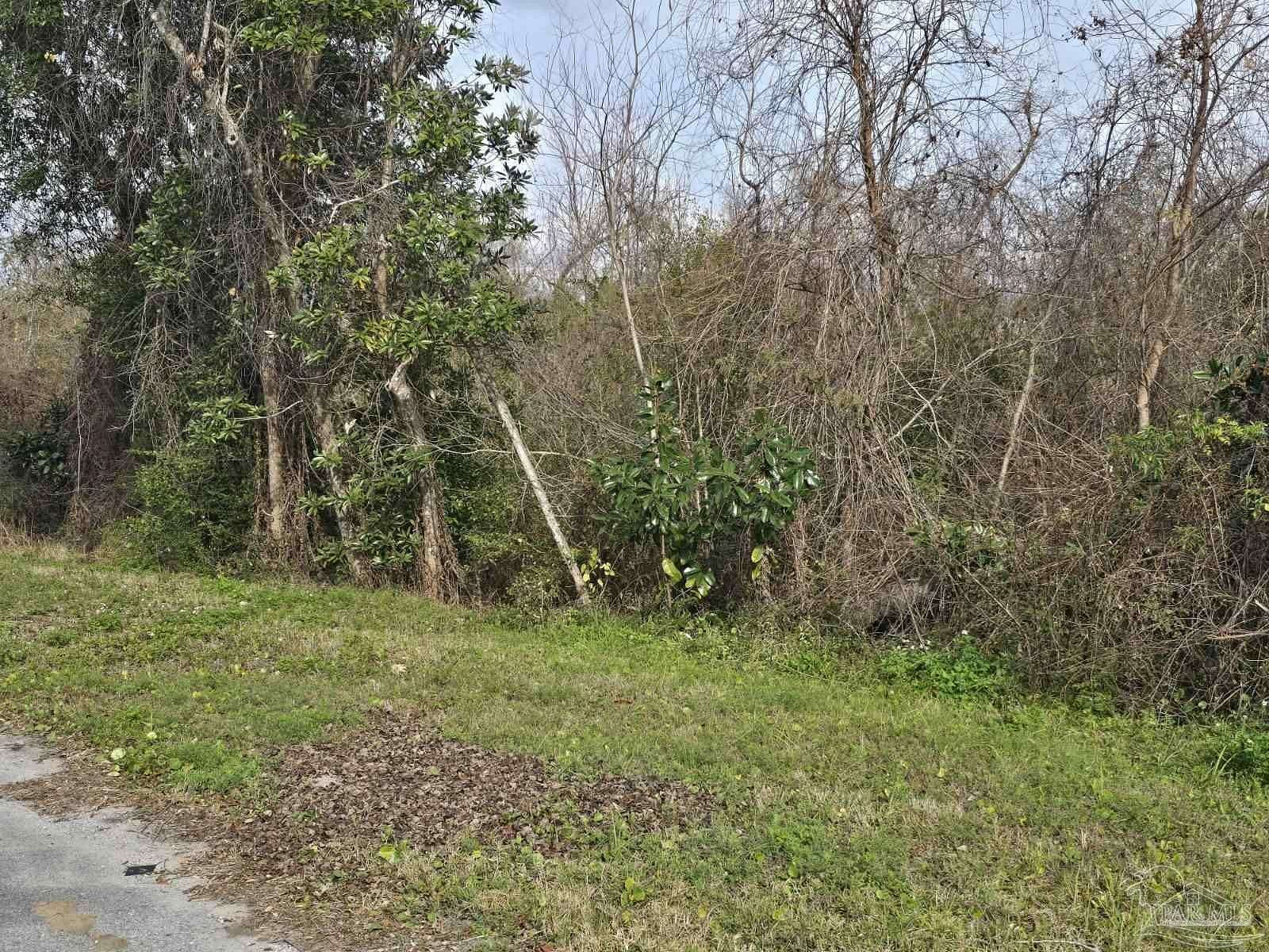 0.86 Acres of Land for Sale in Lynn Haven, Florida