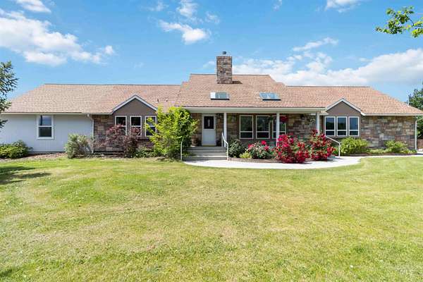 2.79 Acres of Residential Land with Home for Sale in Boise, Idaho