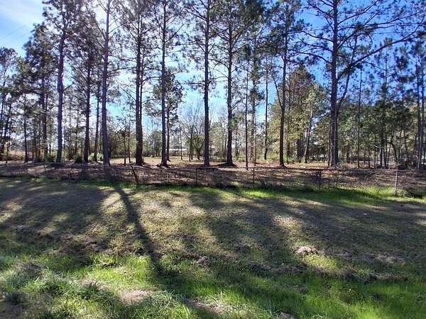 2 Acres of Residential Land for Sale in Tifton, Georgia