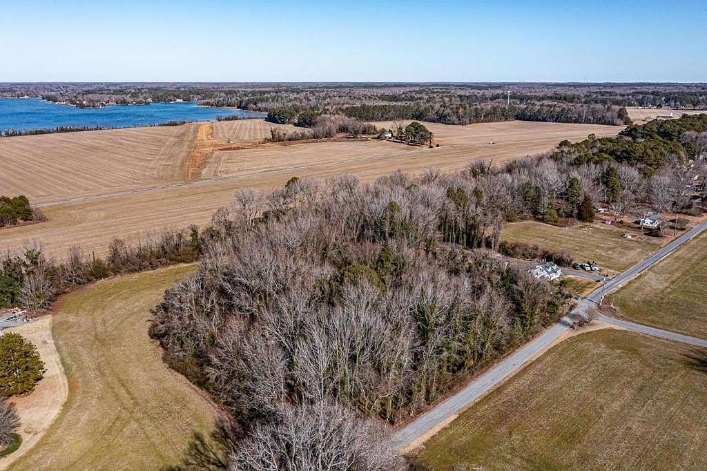 3.7 Acres of Residential Land for Sale in Weems, Virginia