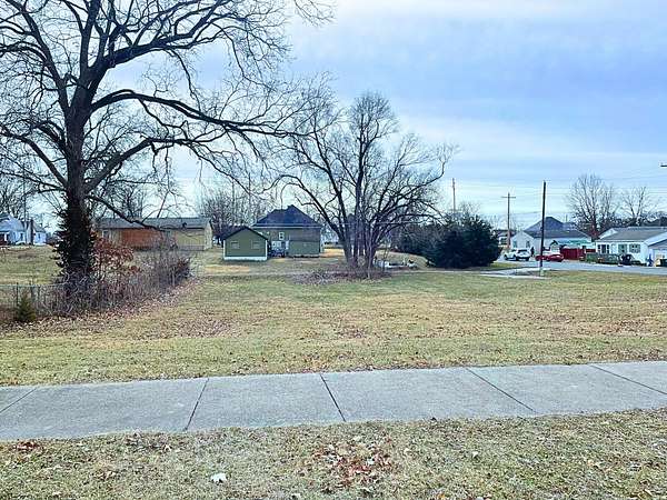 0.15 Acres of Land for Sale in Moberly, Missouri