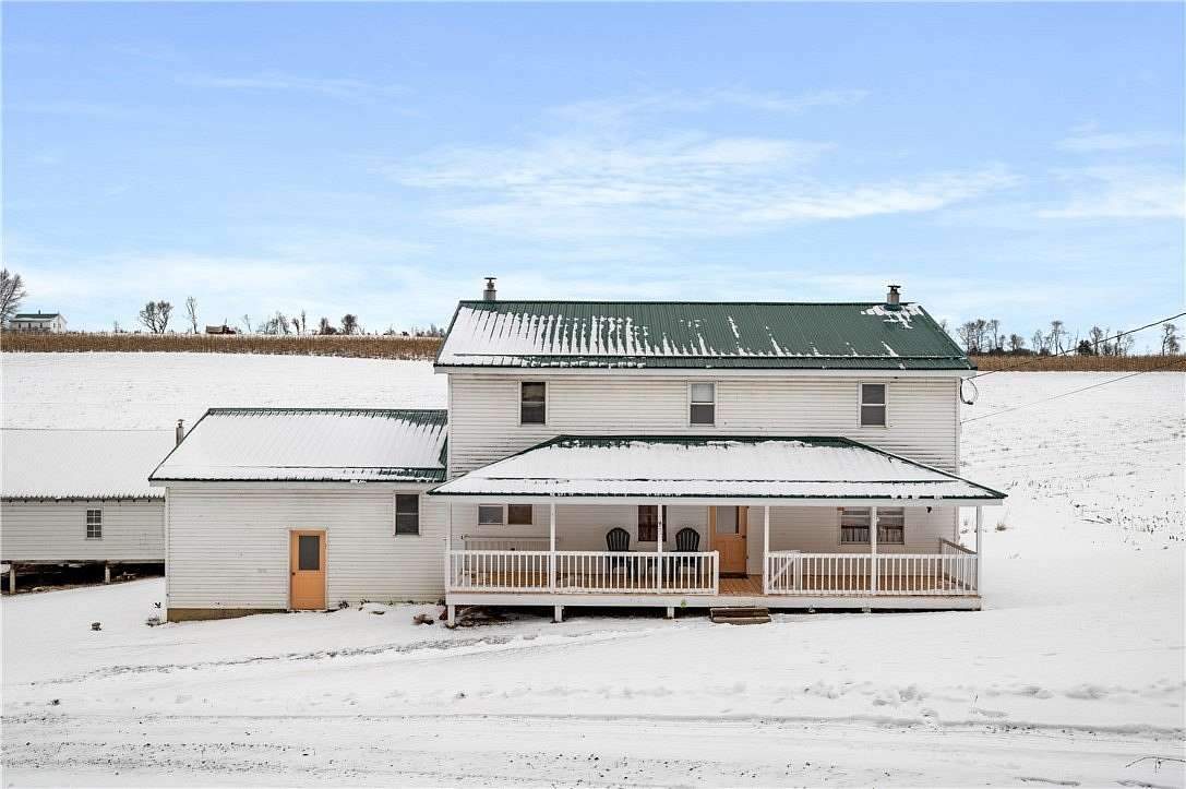 2.8 Acres of Residential Land with Home for Sale in Mahoning Township, Pennsylvania