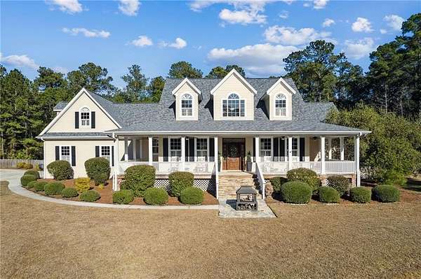 5.8 Acres of Land with Home for Sale in Woodbine, Georgia