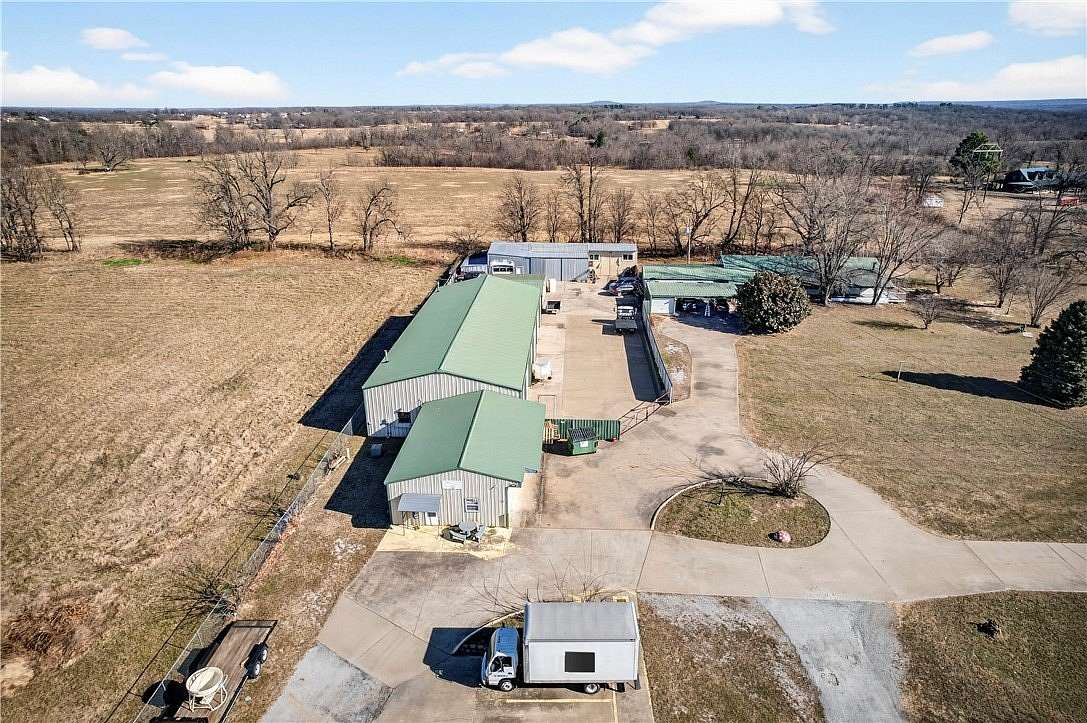 7.85 Acres of Improved Mixed-Use Land for Sale in Siloam Springs, Arkansas