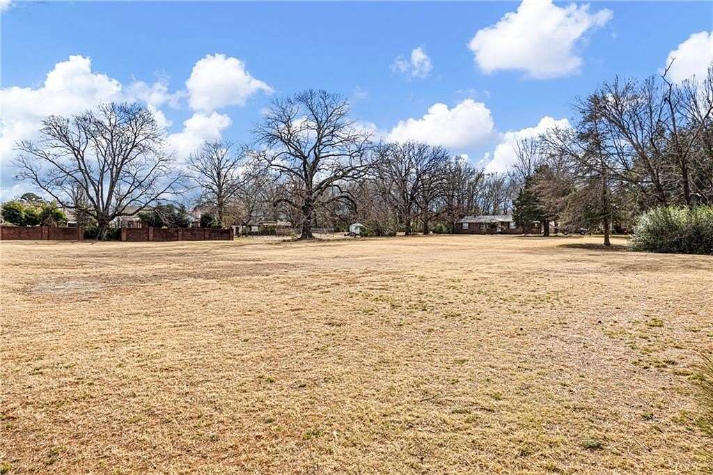 0.91 Acres of Commercial Land for Sale in Russellville, Arkansas