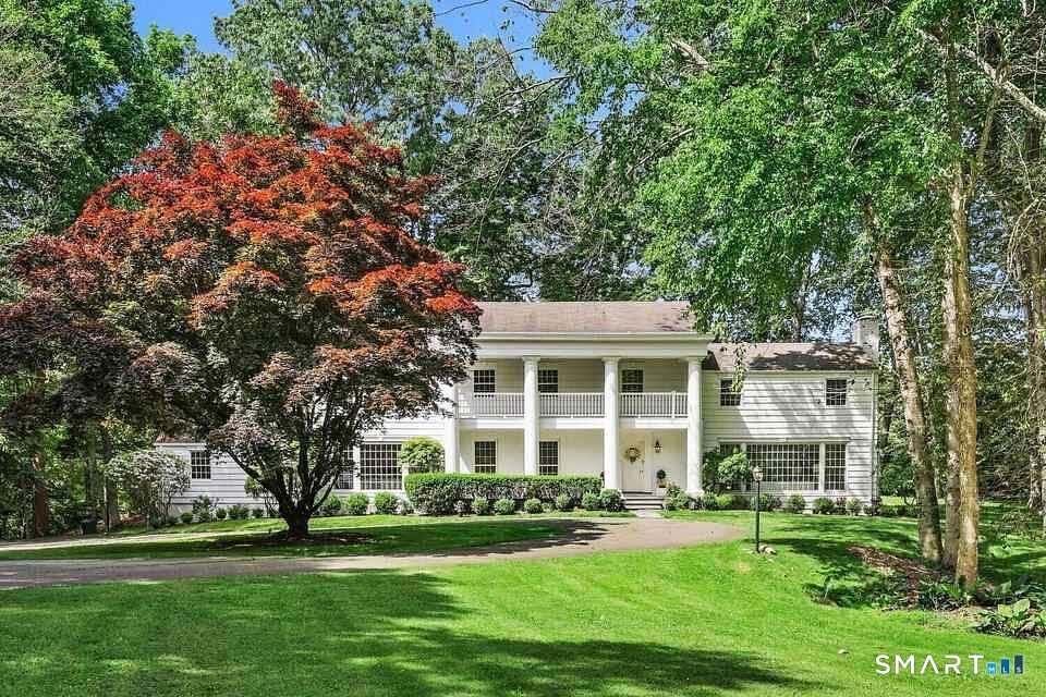 2 Acres of Residential Land with Home for Sale in New Canaan, Connecticut