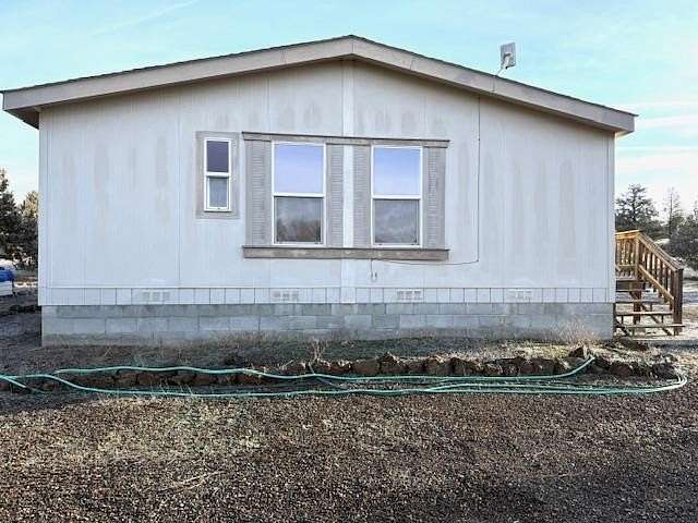 2.5 Acres of Residential Land with Home for Sale in Montague, California