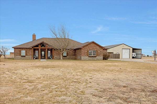 2.19 Acres of Residential Land with Home for Sale in Amarillo, Texas