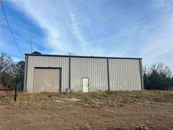 8 Acres of Residential Land for Sale in Dover, Arkansas