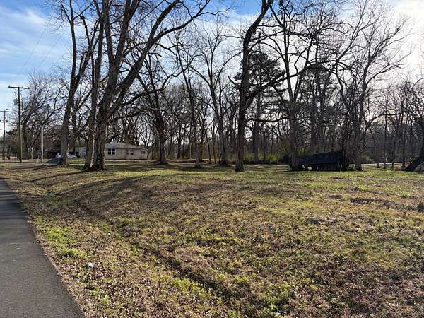 2.5 Acres of Residential Land for Sale in West Point, Arkansas