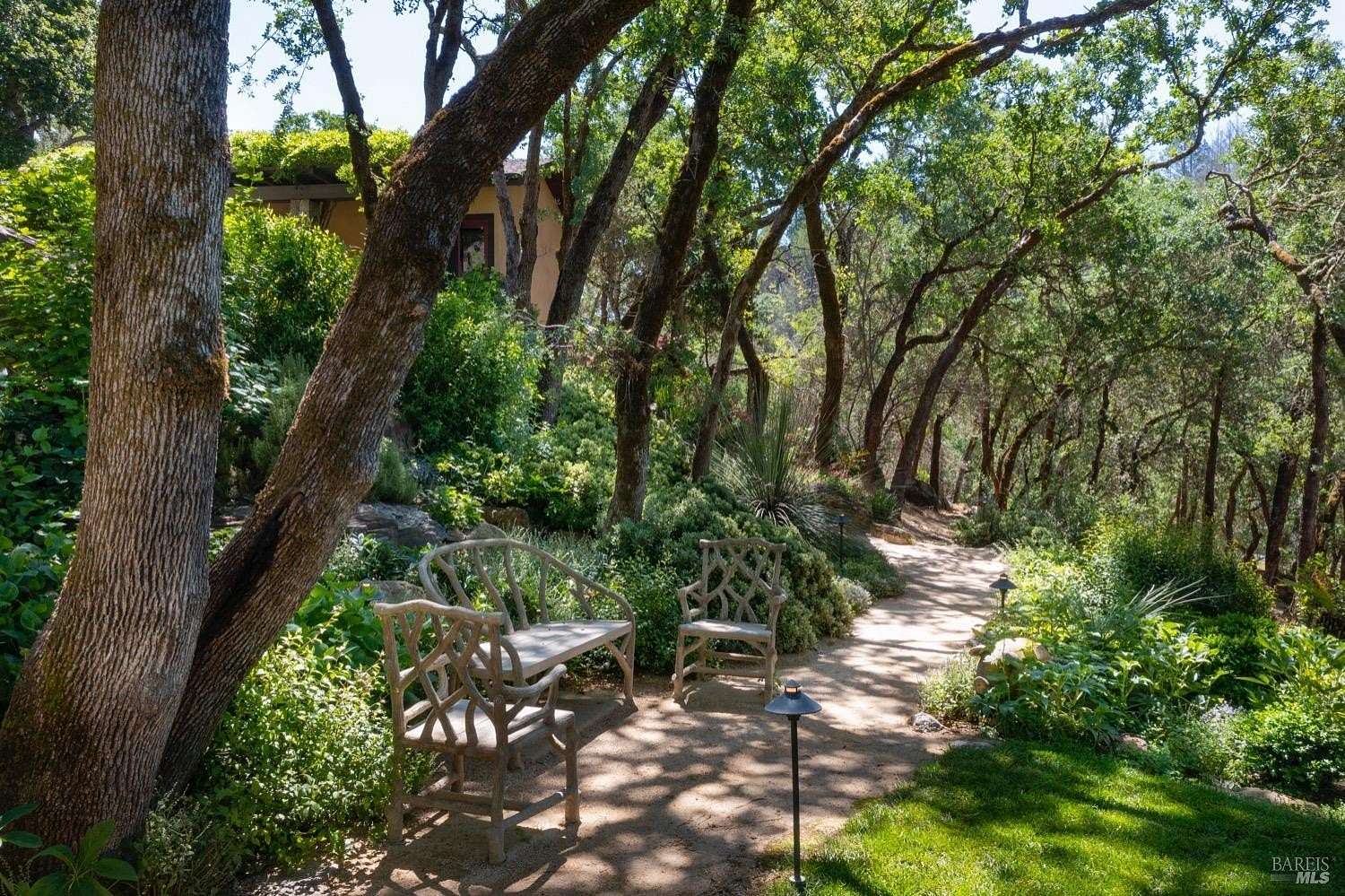 6 Acres of Land with Home for Sale in St. Helena, California