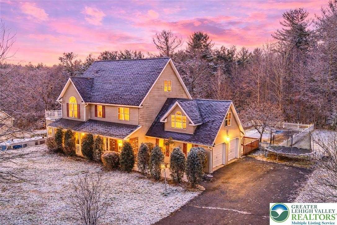 2 Acres of Residential Land with Home for Sale in Chestnuthill Township, Pennsylvania