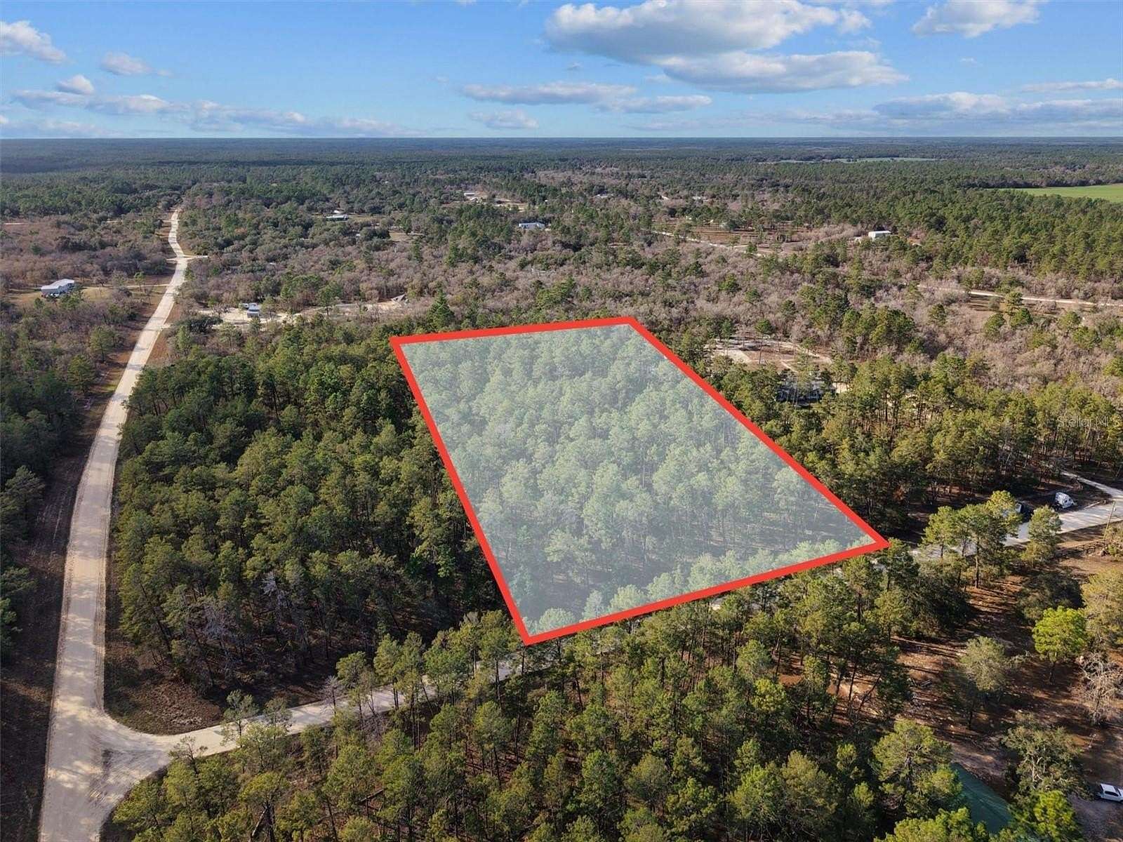 5 Acres of Land for Sale in Morriston, Florida
