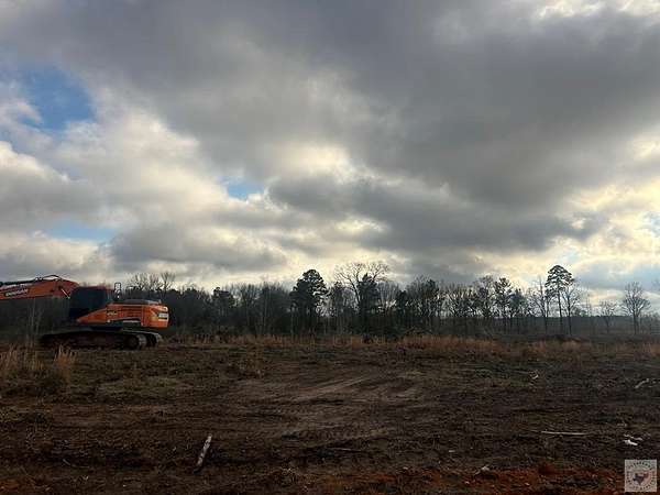 4 Acres of Residential Land for Sale in Fouke, Arkansas