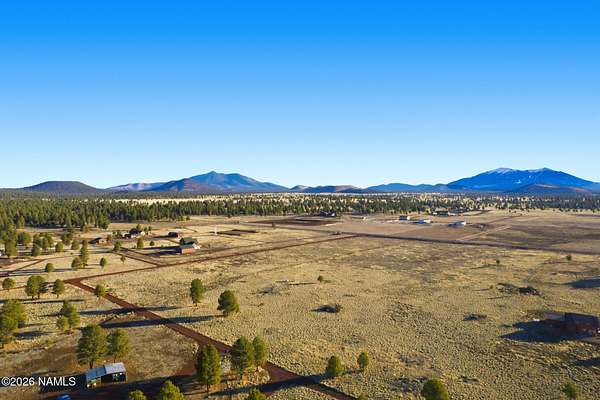 10 Acres of Land for Sale in Parks, Arizona