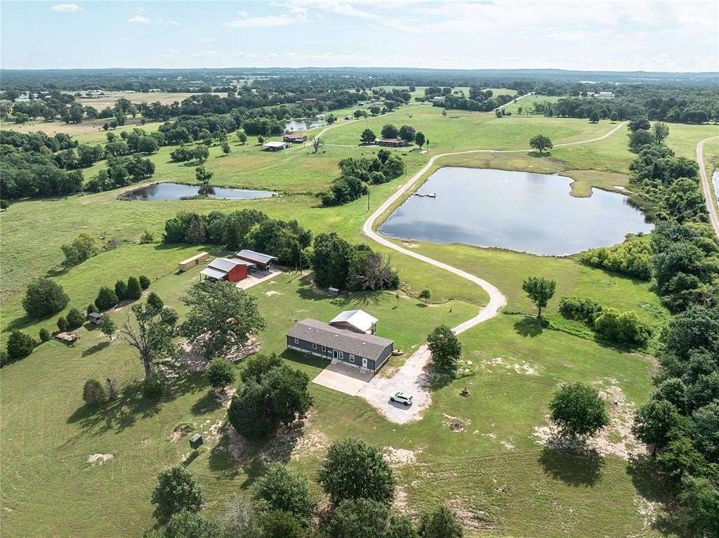 26.5 Acres of Land with Home for Sale in Mabank, Texas