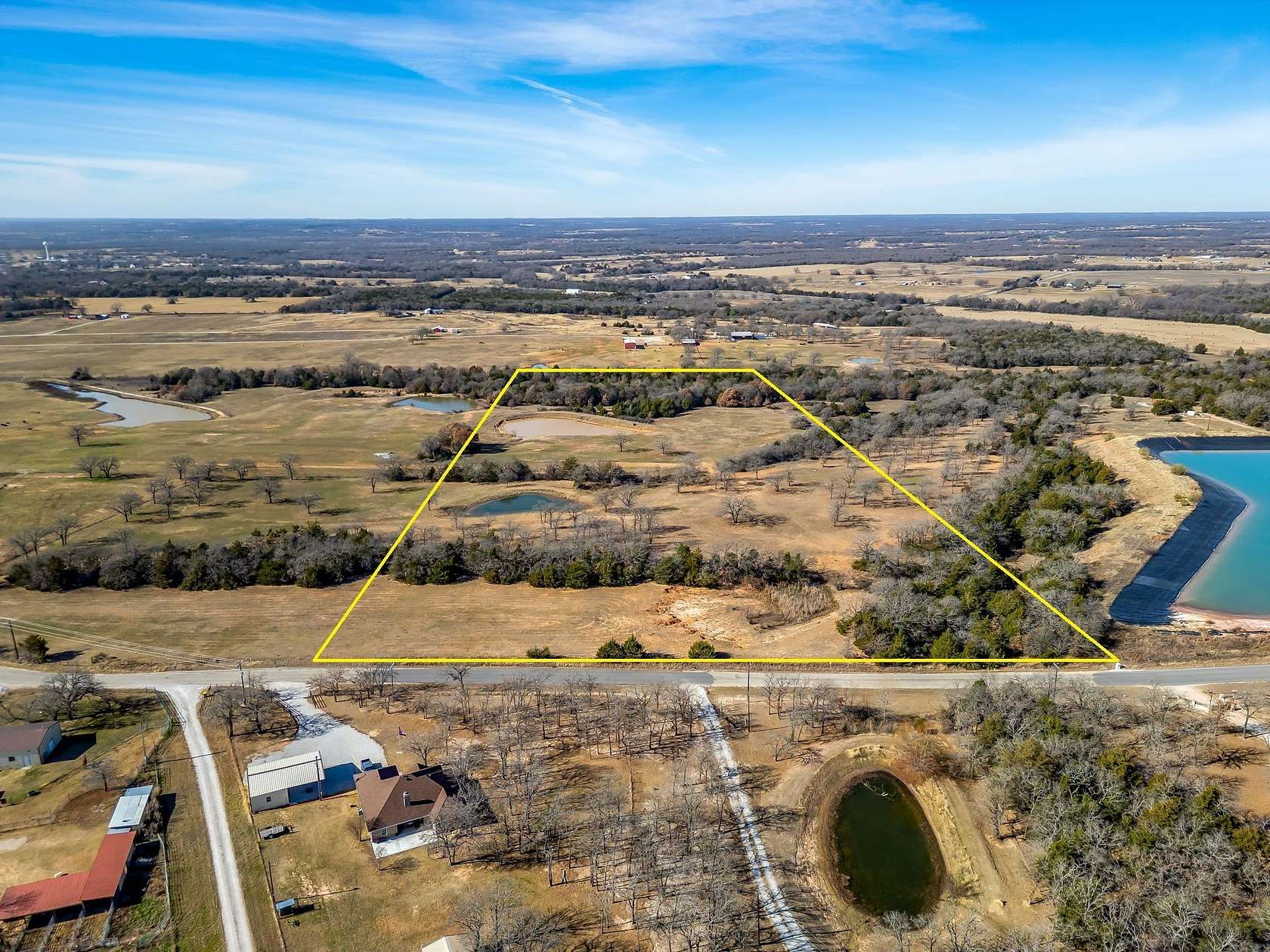 20 Acres of Land for Sale in Alvord, Texas