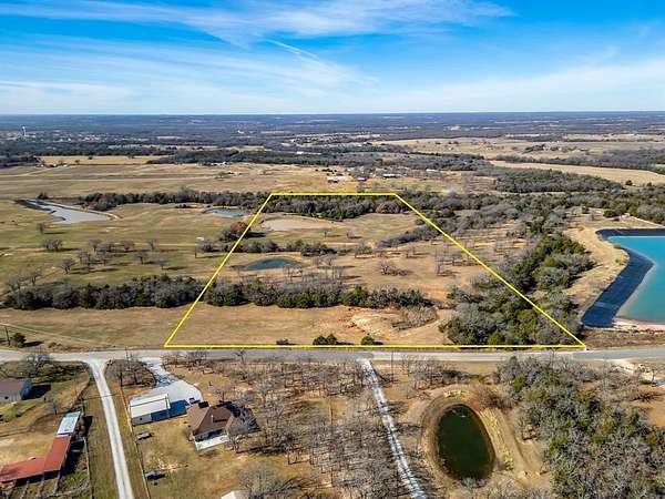 20 Acres of Land for Sale in Alvord, Texas
