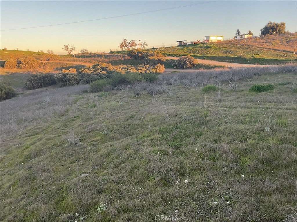 10 Acres of Residential Land for Sale in Paso Robles, California